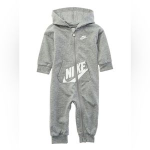 Infant Nike Gray Coverall — Size 3 months